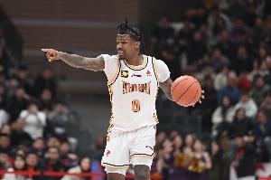 探长：此前有季后赛球队接触古德温 他下赛季重回CBA是很有可能的