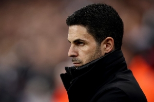 kaiyun-莱因克尔：谁都能看出枪手问题所在，攻入禁区那么多次却没有终结